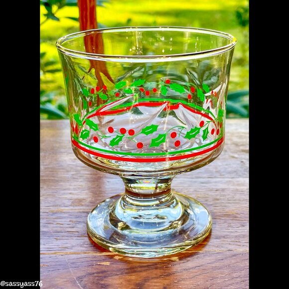 🆕VTG▪️LIBBEY▪️ARBY'S Set of 9 Holly & Berry Gold Trim Stemmed Dessert Glasses - Picture 2 of 6